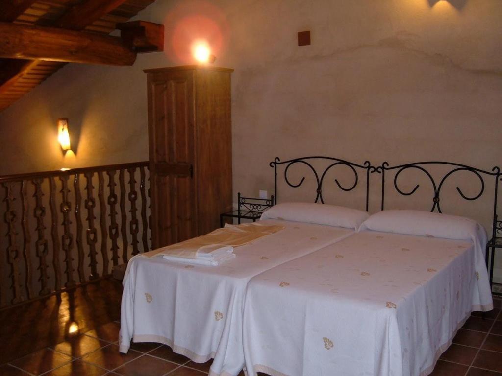 Apartamentos Rurales La Oropendola Jaraiz de la Vera Room photo